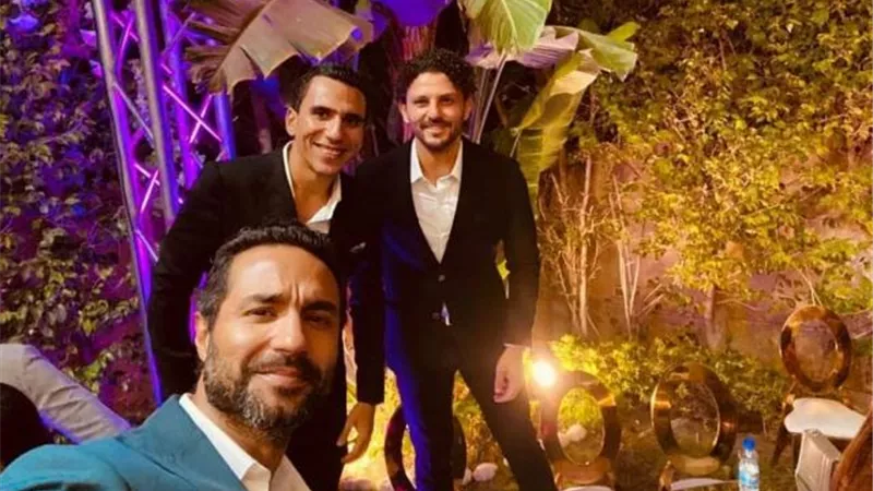 ”يارب أشوفك رئيس النادي الأهلي”.. كريم فهمي يحتفل بعيد ميلاد حسام غالي وهذه رسالته له