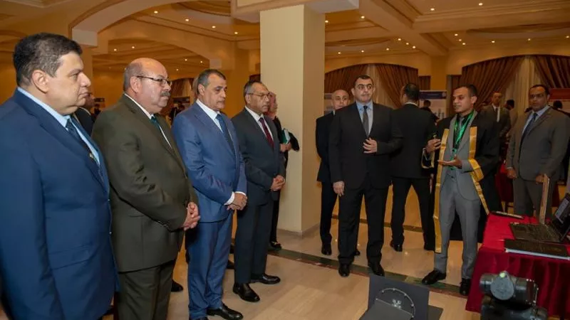 «الوكيل» يشارك في حفل التخرج لطلاب الأكاديمية المصرية للهندسة والتكنولوجيا