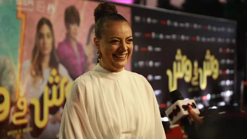 بالصور.. لوك جديد لهبة عبد الغني في العرض الخاص لفيلم وش في وش