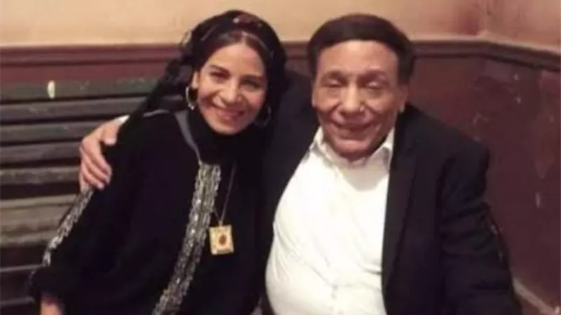 الجمهور لـ عفاف مصطفى ”أنتي بتعملي كده علشان تكوني تريند تريند”.. والفنانة تجيب