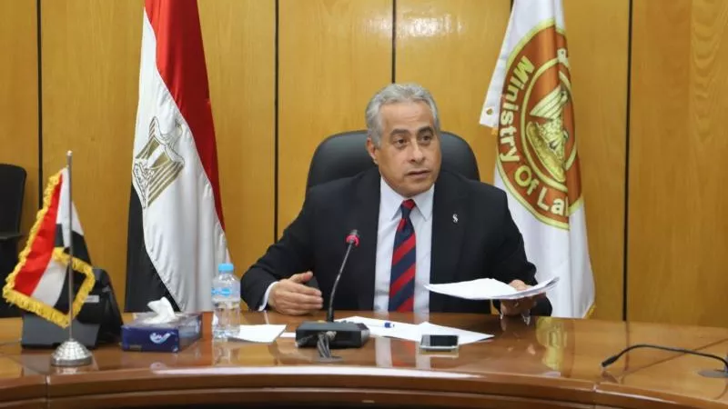 «العمل» تنفذ 655 دورة تدريبية للشباب علي  16 مهنة.. اعرف التفاصيل