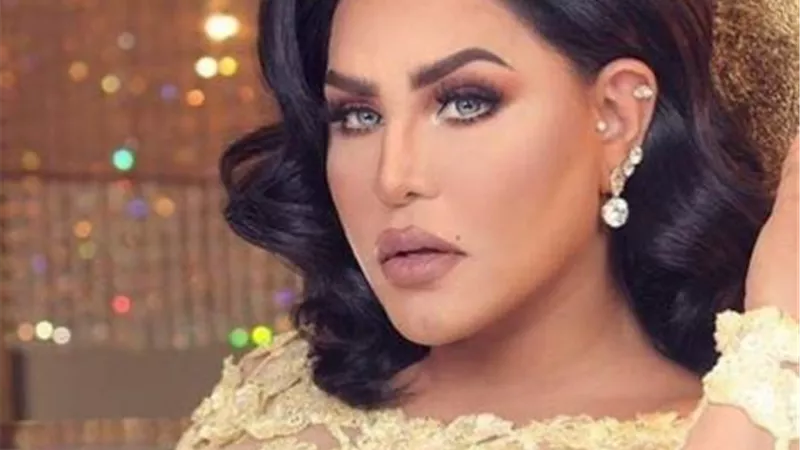 أفيقوا.. أحلام تتضامن مع حملة ”إلا رسول الله يا فرنسا”