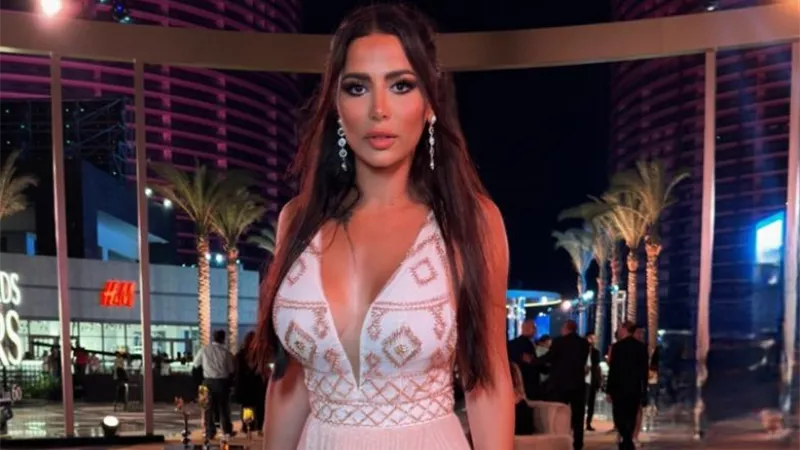 نوران ماجد بإطلالة مميزة في حفل افتتاح مهرجان القاهرة للدراما