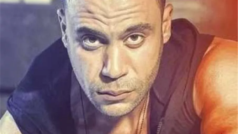 محمد إمام يدخل ديكور ”الأستاذ”