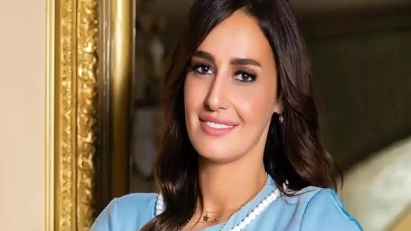 حلا شيحا بإطلالة صيفية في أحدث ظهور لها