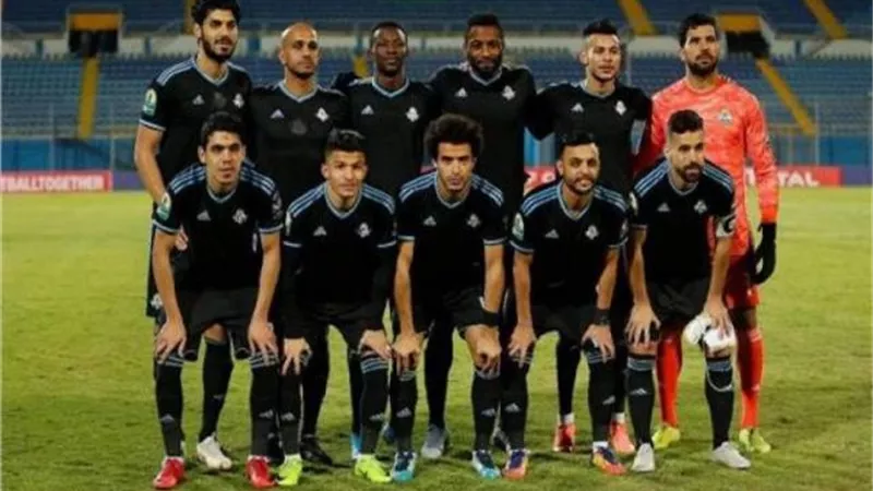 حلم التتويج الأول يداعب نهضة بركان المغربي وبيراميدز المصري بنهائي الكونفيدرالية