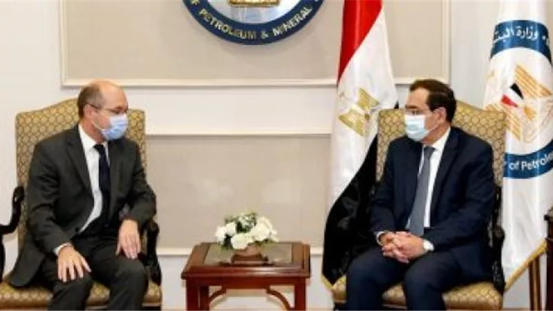 خلال لقاءه سفير المجر بالقاهرة.. ”الملا” يكشف أسباب جذب قطاع البترول المصري للشركات العالمية