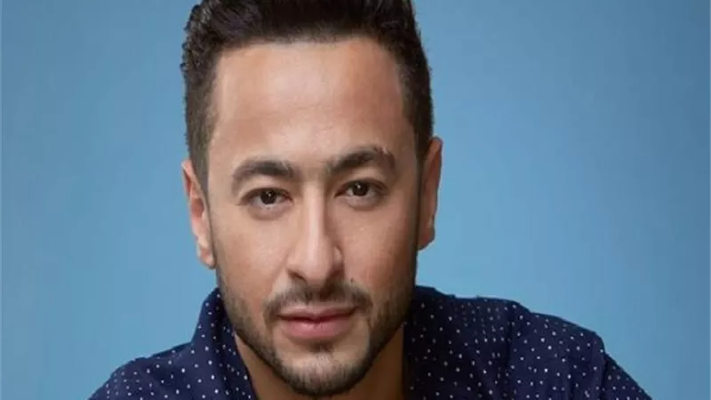 شاهد بالفيديو.. حمادة هلال يتضامن مع هاشتاج ”إلا رسول الله يا فرنسا” بـ  ”محمد نبينا”
