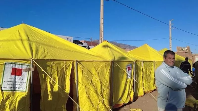 خيام مؤقتة للمتضررين من زلزال المغرب خوفًا من الأبنية المتصدعة ‎