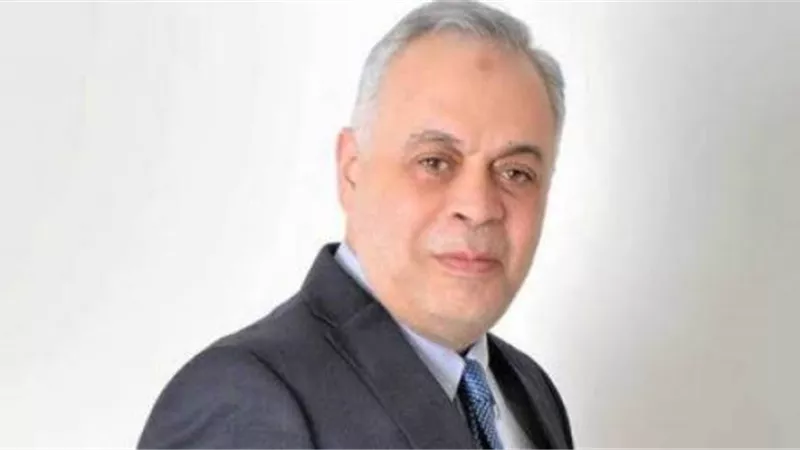 أشرف زكي يكشف أسباب استقالته من منصبه