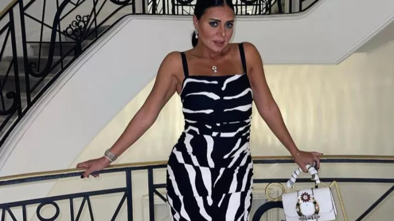 رانيا يوسف بإطلالة جريئة في أحدث ظهور لها