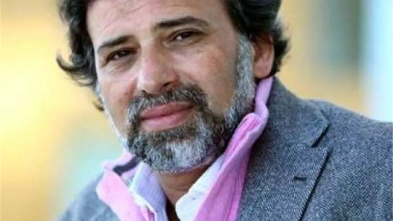 خالد يوسف: اختارت رواية ”الإسكندراني” لأنها جيدة الصنع وأسامة أنور عكاشة وضع فيها خلاصة خبرته
