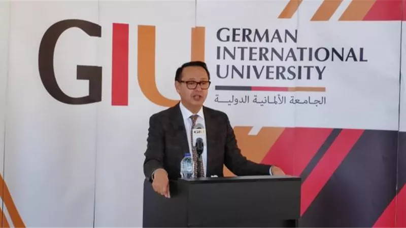 الرئيس المشارك لمجلس أمناء الجامعة الألمانية الدولية يعدد عوامل جذب الاستثمار في مصر