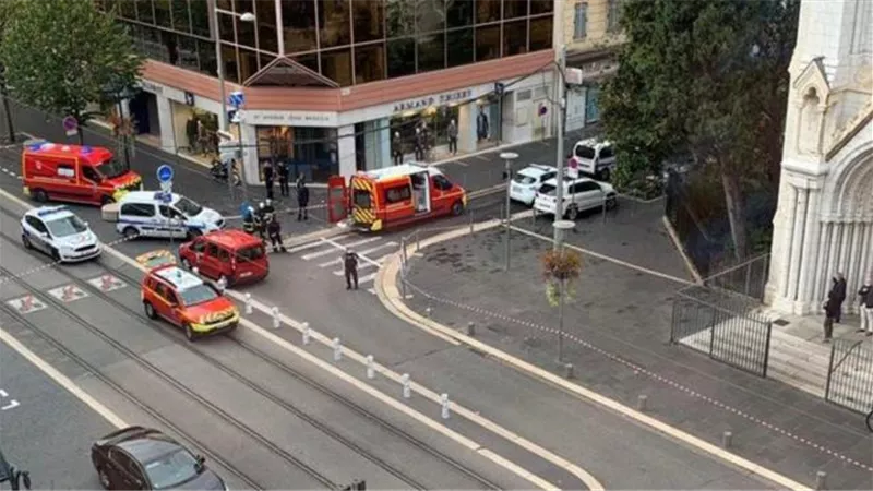 ارتفاع عدد ضحايا حادث الطعن في نيس إلى 3 قتلى واعتقال المنفذ