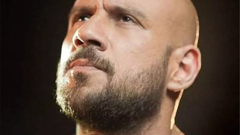 أحمد مكي يعلق علي أحداث  «طوفان الأقصي”.. بهذه الطريقة