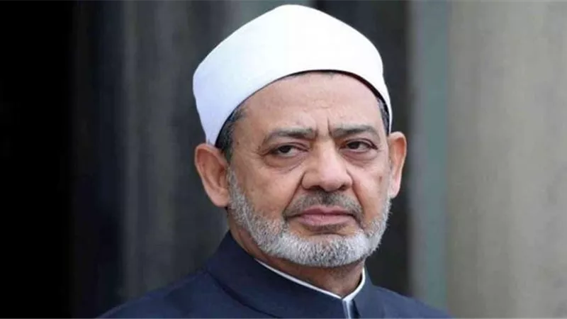 الأديان بريئة.. أول رد فعل من شيخ الأزهر علي حادث الطعن في نيس بفرنسا