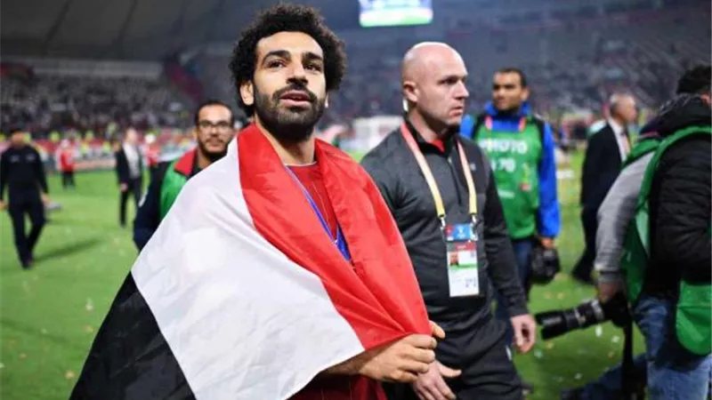 محمد صلاح يهنىء جماهيره بالمولد النبوي الشريف
