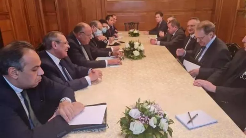 شكري يبحث مع نائب وزير خارجية روسيا تطورات الأوضاع بالمنطقة