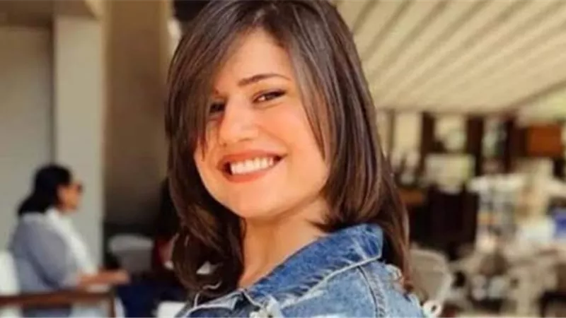 ديانا هشام تشارك جمهورها بصورة مع خطيبها