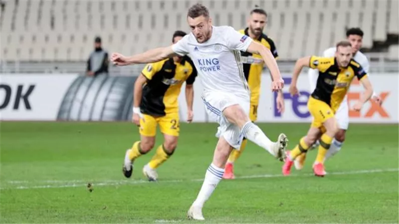ليستر سيتي يهزم آيك آثينا اليوناني بهدفين في الدوري الأوروبي