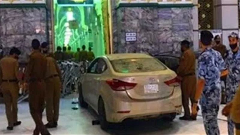 عاجل.. رد ناري من «السديس» بعد محاولة اقتحام المسجد الحرام