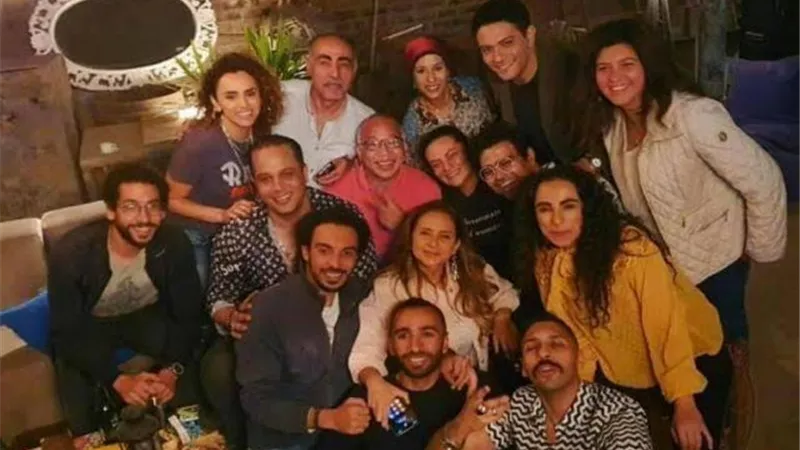 كاملة أبو ذكري تنتقد أبطال مسلسلها ”بـ100 وش”