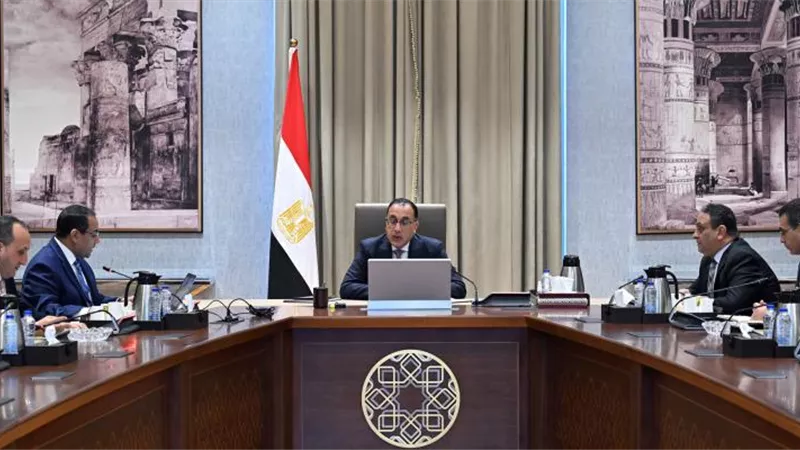 الحكومة تقرر تنظيم مسابقات جديدة لسد احتياجات المعلمين بالمدارس.. تفاصيل