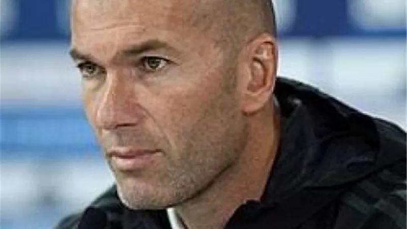 زيدان يعلن قائمة ريال مدريد لمواجهة إنتر ميلان
