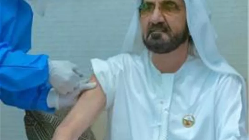 محمد بن راشد يتلقى لقاح كورونا .. تفاصيل