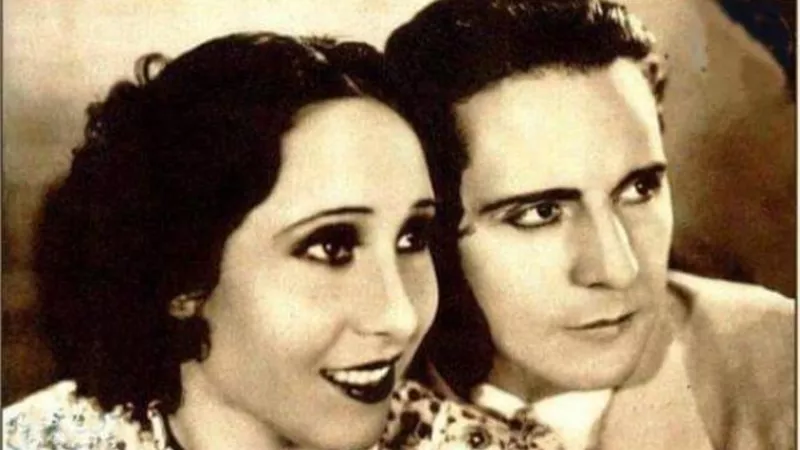 أشهرت إسلامها للزواج من ممثل شهير.. وحريق تسبب في هجرتها من مصر.. وشقيق زوجها قتل زوجته وانتحر.. حكايات صادمة لا تعرفها عن الفنانة المصرية بدرية رأفت