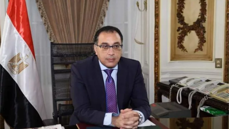 لا تهاون .. آخر تحذير من الحكومة لغير الملتزمين بالإجراءات الإحترازية