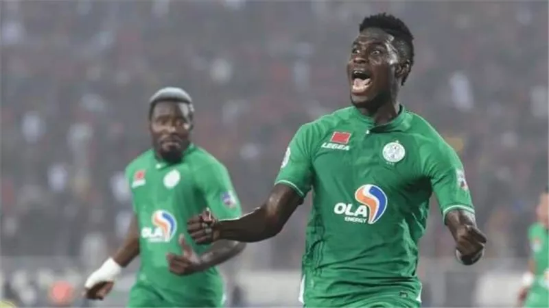 الرجاء المغربي يسجل الهدف الأول في شباك الزمالك