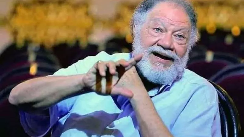 يحيي الفخرانى يواصل تحضيرات مسلسل ”عتبات الخير”