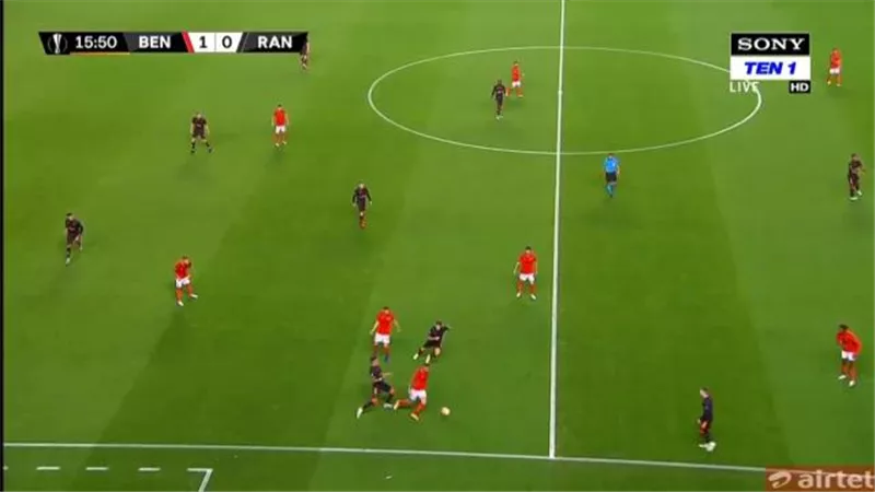 بنفيكا يخطف تعادلا أمام رينجرز الأسكتلندي ويحتفظ بصدارة مجموعته باليورباليج