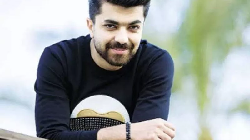محمد عباس : المطربة بوسي رقم واحد في مصر  وأحمد سعد نجم 2023
