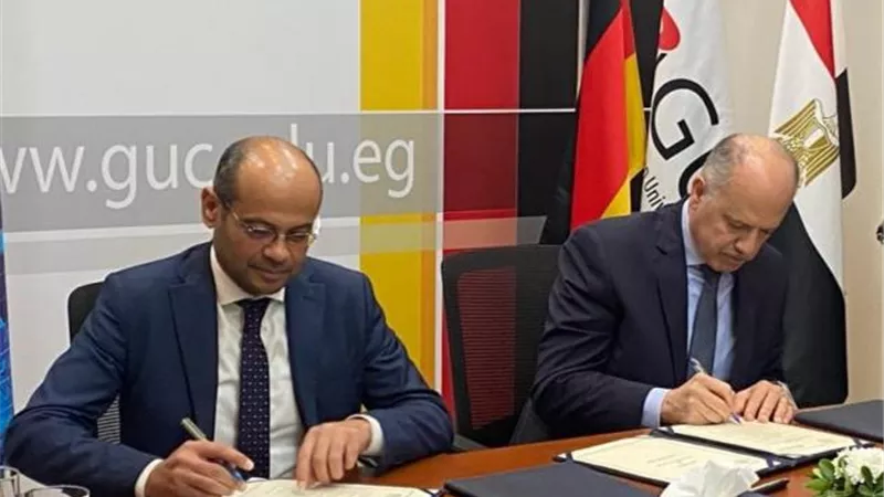 توقيع بروتوكول تعاون بين الجامعة الألمانية بالقاهرة وهيئة البورصة المصرية (صور)