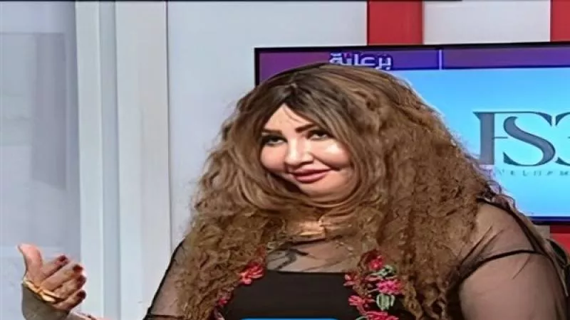 بسبب فيديوهات كروان مشاكل.. قرار عاجل ضد إنجي حمادة