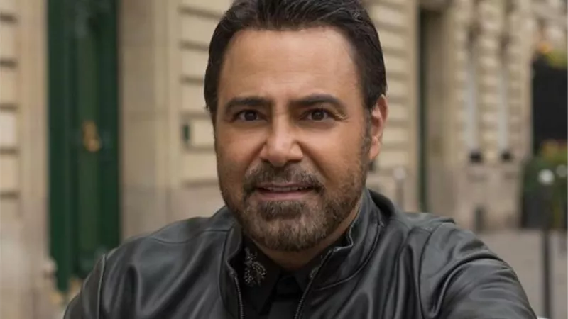 عاصي الحلاني للموجز  : فخور بالغناء أمام الرئيس  ”السيسي”.. وأستعد لطرح دويتو مع ”ابني” قريبًا