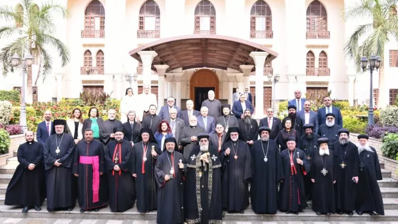 شاهد.. قيادات الكنيسة الكاثوليكية يهنئون قداسة البابا بعيد الميلاد المجيد