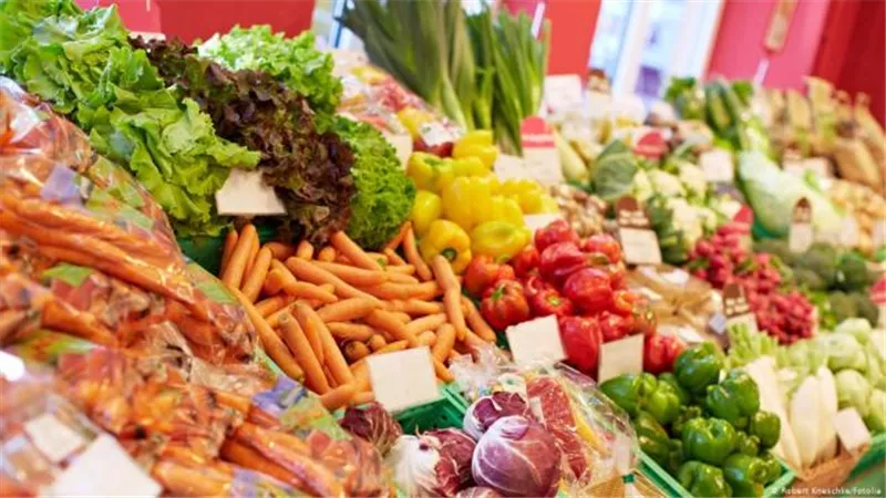 تضعف المناعة.. هذه الأطعمة لا تقترب منها أثناء جائحة كورونا