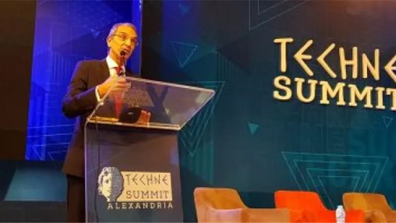 وزير الاتصالات : مبادرة ”بناة مصر الرقمية”  تهدف إلى تدريب ألف من خريجي كليات الهندسة وعلوم الحاسبات