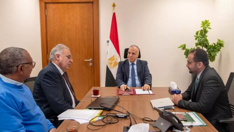 وزير الري يوجه بدعم التصنيع المحلي وترشيد الإنفاق في تنفيذ أعمال تجديد محطات المياه