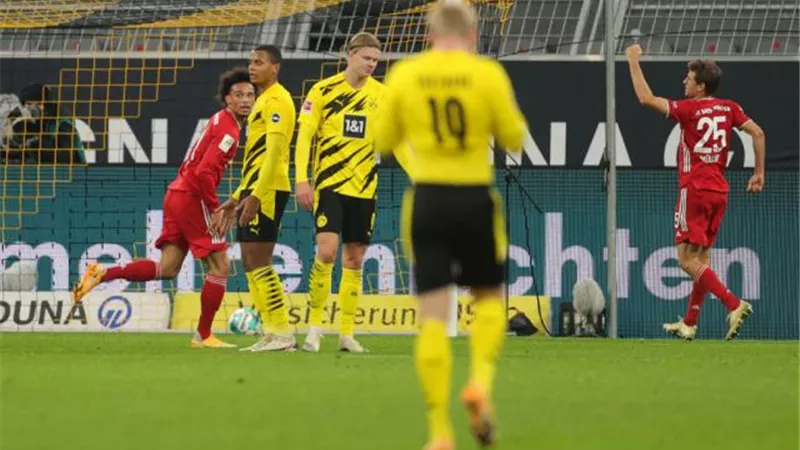 بايرن ميونخ يفوز على دورتموند (3-2) ويتصدر الدوري الألماني