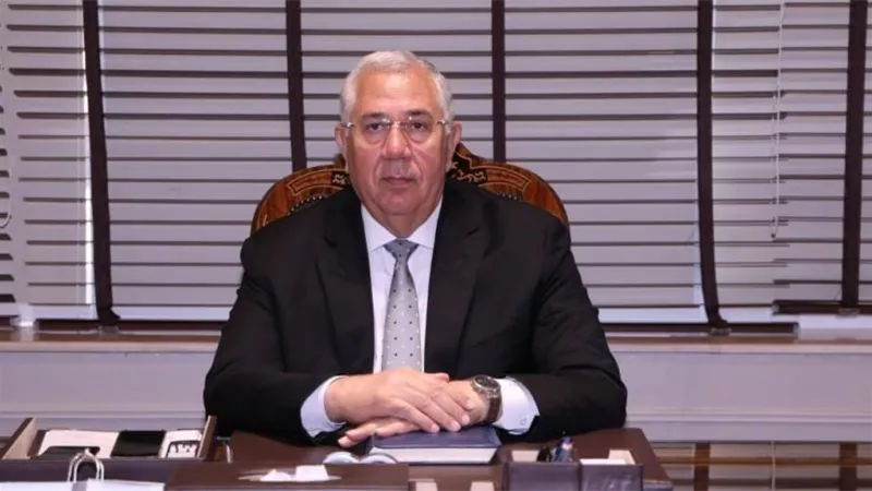 نص برقية وزير الزراعة للبابا تواضروس لتهنئته بعيد الميلاد