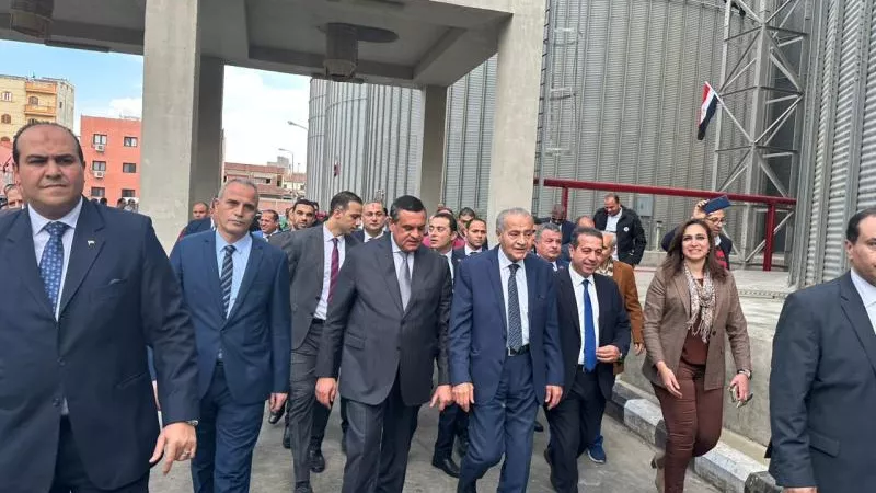 وزيرا التموين والتنمية المحلية يتفقدان صومعة دمنهور بمحافظة البحيرة