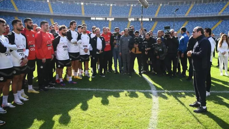 الكواليس الكاملة لزيارة السيسي لمعسكر المنتخب قبل أمم أفريقيا