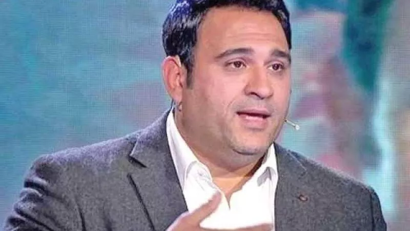 أكرم حسني يبعث رسالة مؤثرة لـ وائل دحدوح بعد استشهاد نجله