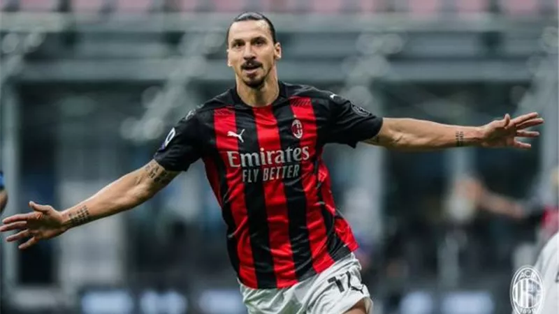 ميلان ينتزع تعادلا مثيرا من فيرونا (2 – 2) بالدوري الإيطالي