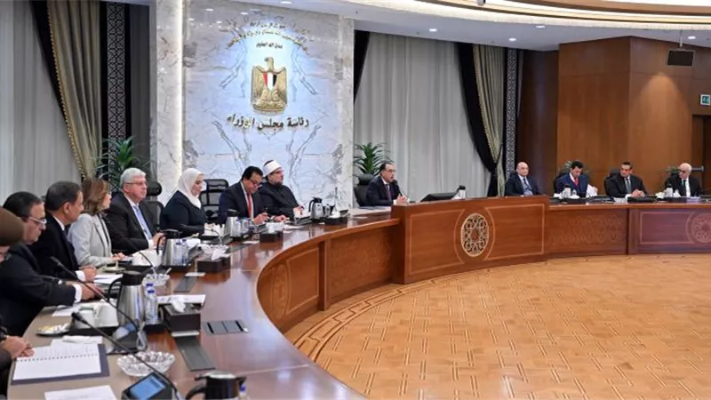 مدبولي يرأس اجتماع مجلس الوزراء.. وهذه أبرز الملفات المطروحة