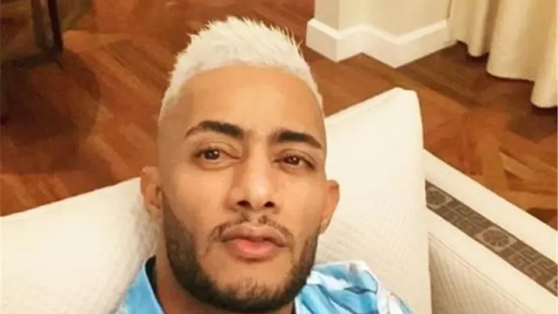 محمد رمضان يصدم جمهوره بـ ”لوك” بالشعر الأبيض